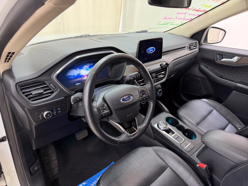 Used 2020 Ford Escape Titanium AWD/4WD image 19