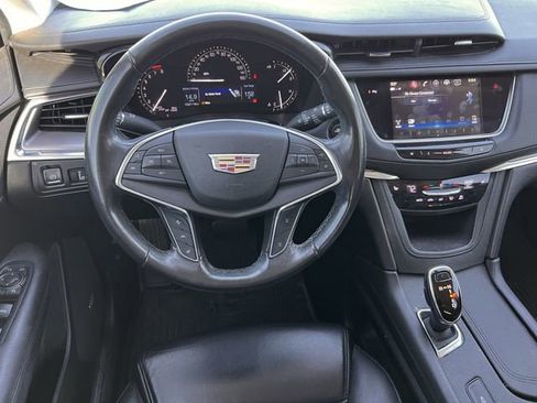 Used 2019 Cadillac XT5 Luxury image 13