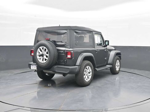 Used 2023 Jeep Wrangler Sport AWD/4WD image 7