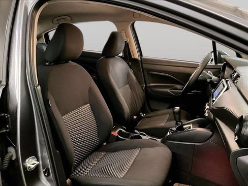 Used 2023 Nissan Versa S FWD image 7