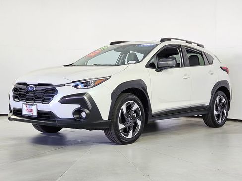 Certified 2025 Subaru Crosstrek 2.5i Limited w/ Crosstrek Mirror Package image 5