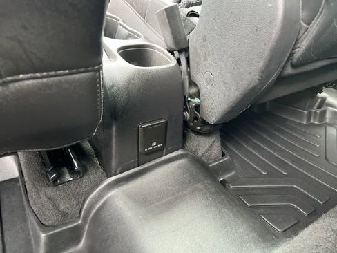Used 2016 Chevrolet Trax LT w/ LT Sun and Sound Package FWD image 22