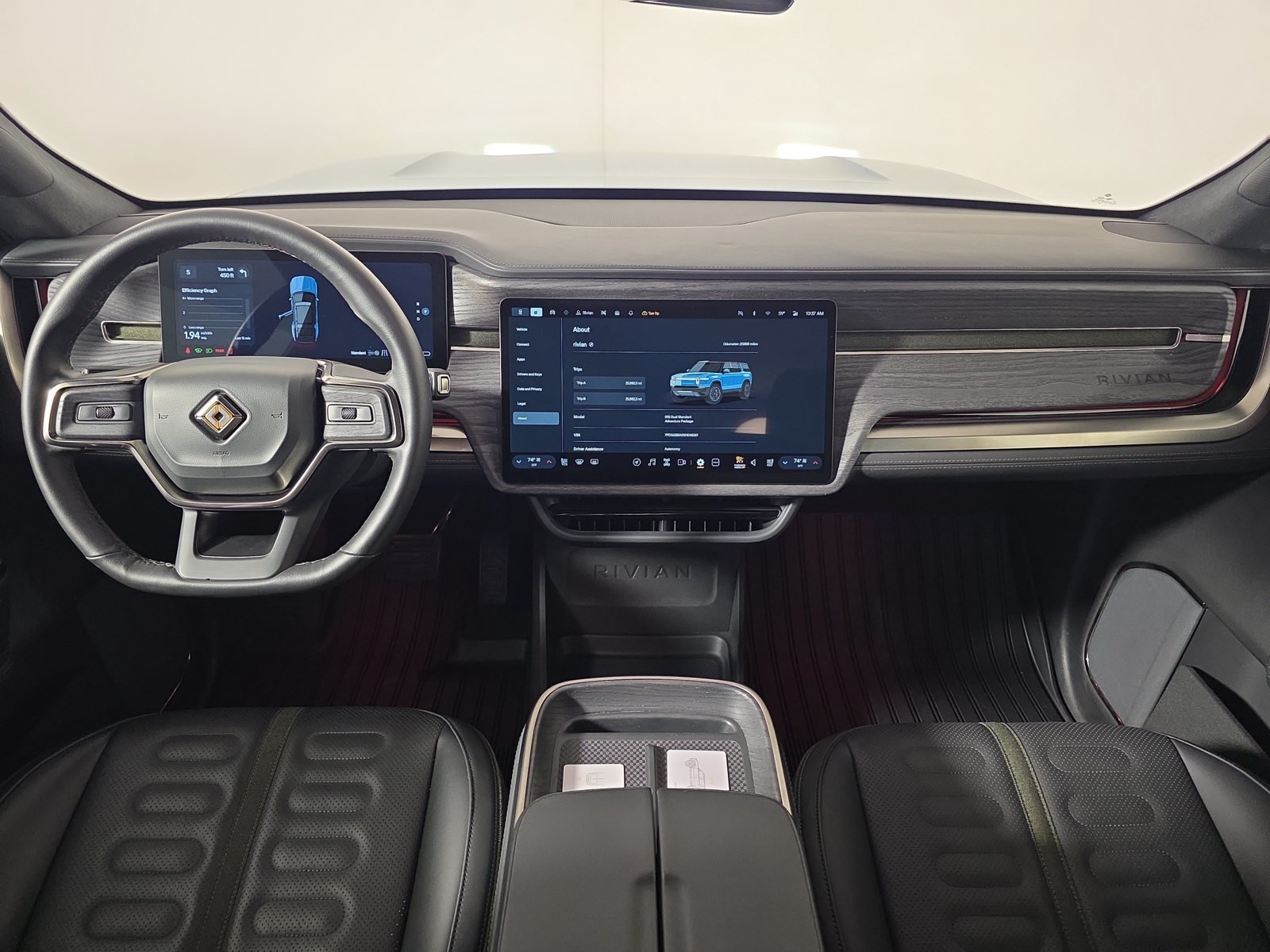 Used 2025 Rivian R1S Adventure Dual AWD/4WD image 27