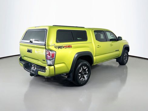 Used 2023 Toyota Tacoma TRD Off-Road w/ TRD Premium Off Road Package AWD/4WD image 9