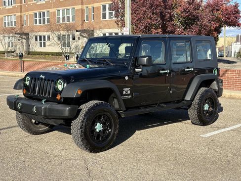 Used 2007 Jeep Wrangler Unlimited X AWD/4WD image 2