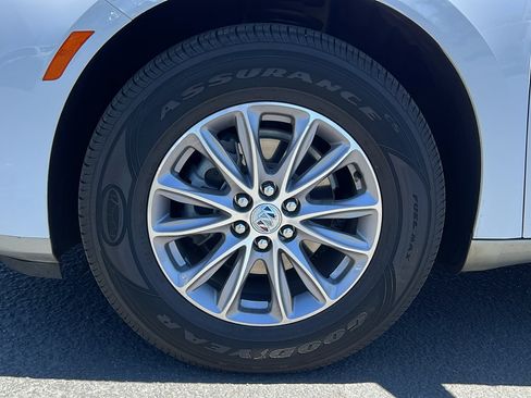 Certified 2024 Buick Enclave Premium AWD/4WD image 11