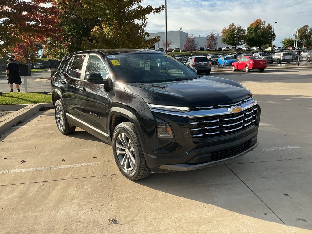 Used 2025 Chevrolet Equinox LT FWD image 15