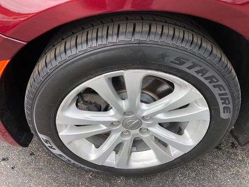 Used 2016 Chrysler 200 Limited FWD image 10