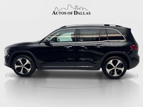 Used 2025 Mercedes-Benz GLB 250 4MATIC image 5