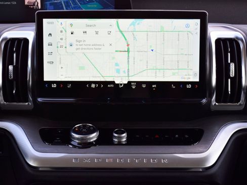 New 2025 Ford Expedition Platinum w/ Driver's Package image 11