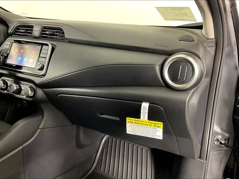 Certified 2025 Nissan Versa S w/ S Plus Package FWD image 21