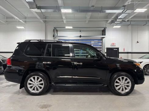 Used 2010 Lexus LX 570 4WD image 9