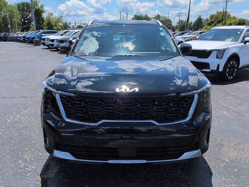 New 2026 Kia Sorento S FWD image 3