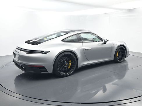 Certified 2024 Porsche 911 GT3 RS image 15