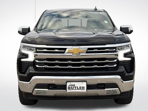 Used 2023 Chevrolet Silverado 1500 LTZ w/ LTZ Premium Package image 11