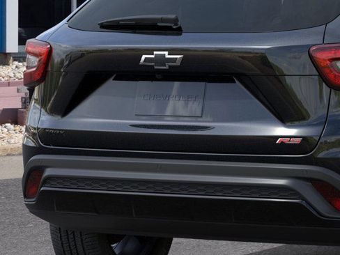 New 2026 Chevrolet Trax RS image 14