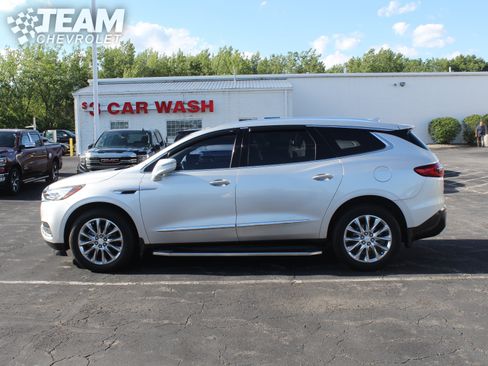 Used 2018 Buick Enclave Premium w/ Experience Buick Package AWD/4WD image 7