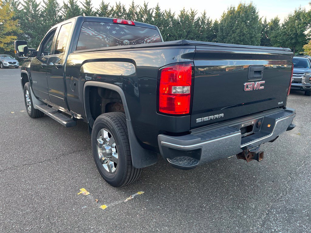 Used 2017 GMC Sierra 2500 SLE w/ HD SLE Preferred Plus Package AWD/4WD image 4