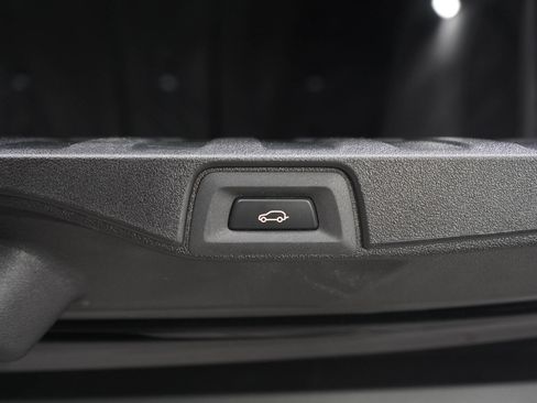 Used 2022 BMW X5 xDrive40i AWD/4WD image 18