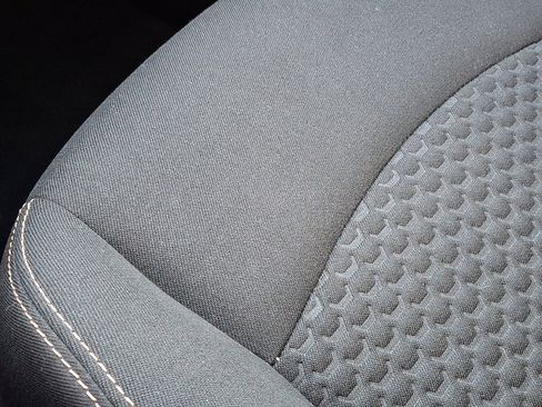 Used 2020 GMC Terrain SLE image 26