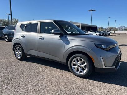 Used 2024 Kia Soul LX w/ Option Group 015