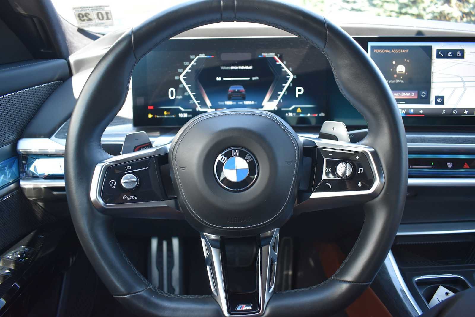 Used 2024 BMW 760i xDrive w/ Executive Package AWD/4WD image 16