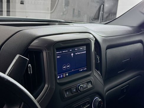 Used 2023 Chevrolet Silverado 1500 Custom image 12