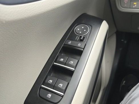 Used 2020 Kia Soul EX image 17