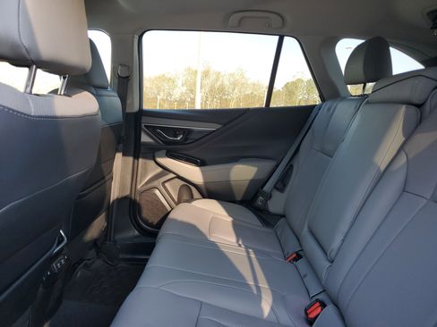 Used 2020 Subaru Outback Limited w/ Popular Package #2 image 12