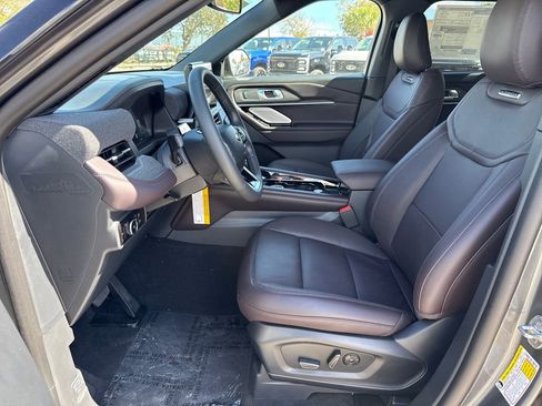 New 2026 Ford Explorer Platinum image 20