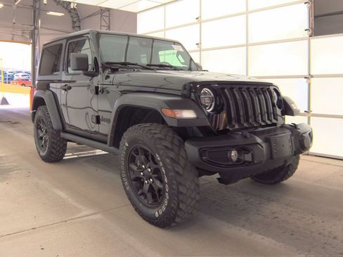 Used 2021 Jeep Wrangler Sport AWD/4WD image 3