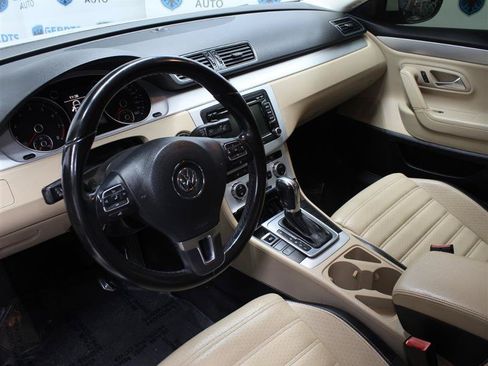 Used 2013 Volkswagen CC Sport FWD image 7