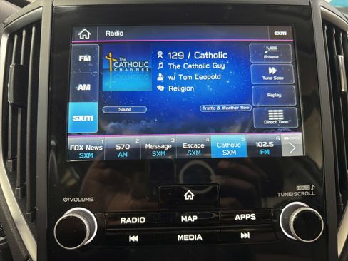 Certified 2024 Subaru Forester Touring w/ Pop Package 2 image 21