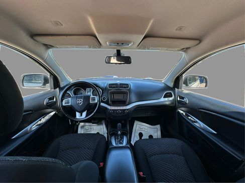 Used 2019 Dodge Journey SE w/ Connectivity Group FWD image 27