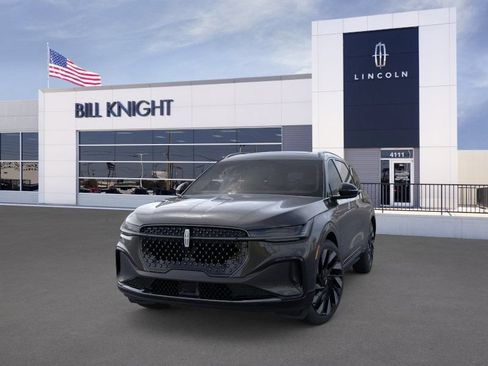 New 2026 Lincoln Nautilus Reserve w/ Jet Appearance Package AWD/4WD image 2