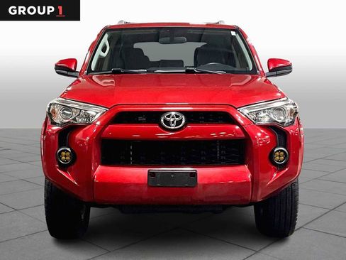 Certified 2018 Toyota 4Runner SR5 image 4