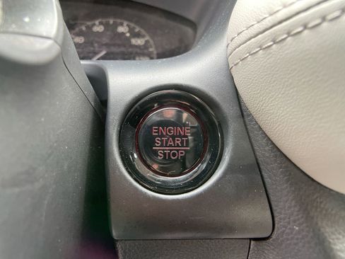 Certified 2024 Honda HR-V LX image 27