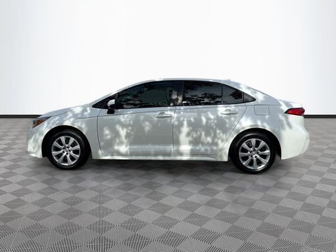 Used 2021 Toyota Corolla LE FWD image 9