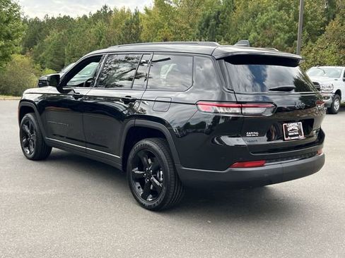 New 2025 Jeep Grand Cherokee L Altitude AWD/4WD image 11