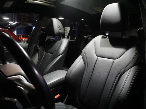 Used 2019 BMW X3 sDrive30i image 10