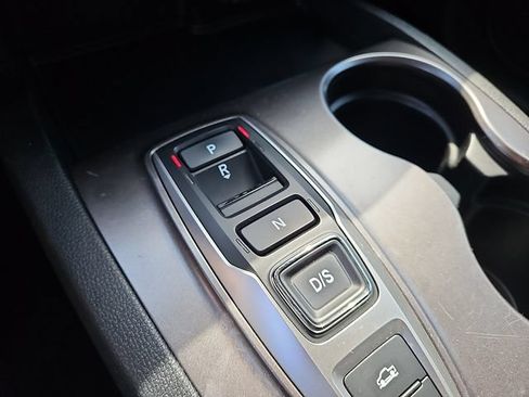 Used 2020 Honda Ridgeline Sport image 15