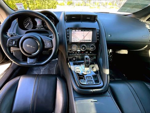 Used 2016 Jaguar F-TYPE Coupe image 14