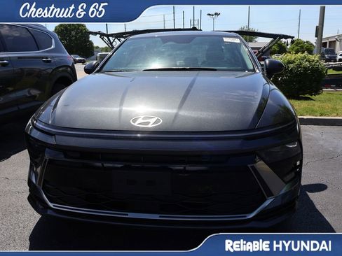 Used 2025 Hyundai Sonata SEL FWD image 8
