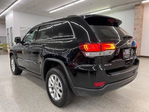 Used 2021 Jeep Grand Cherokee Laredo AWD/4WD image 7