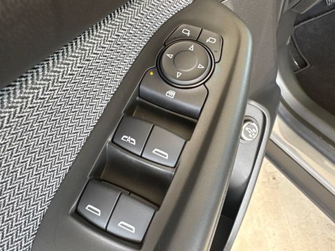 New 2026 Chevrolet TrailBlazer LT w/ Convenience Package FWD image 11