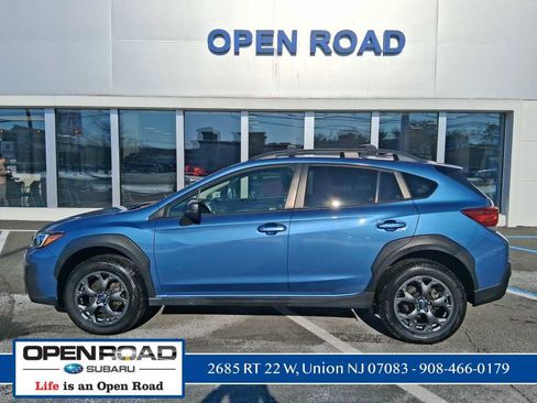 Used 2022 Subaru Crosstrek 2.5i Sport w/ Moonroof Package image 5