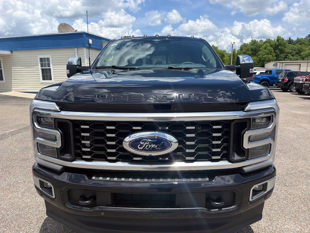 New 2026 Ford F350 Platinum w/ Platinum Plus Package AWD/4WD image 2