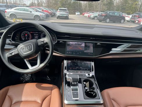 Used 2025 Audi Q7 3.0T Premium w/ Convenience Package image 13