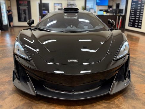 Used 2019 McLaren 600LT RWD image 4