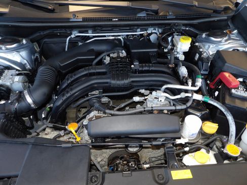 Used 2019 Subaru Impreza 2.0i Limited w/ Popular Package #2 AWD/4WD image 11